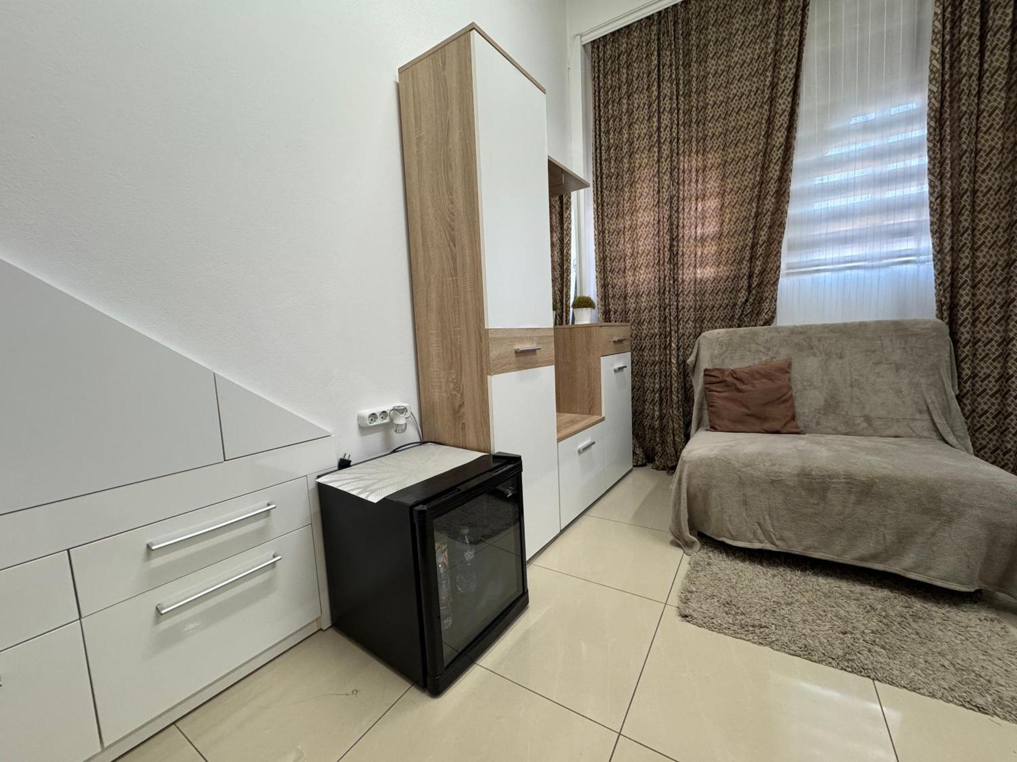 Guesthouse Vladimir & Ana Панчево Экстерьер фото